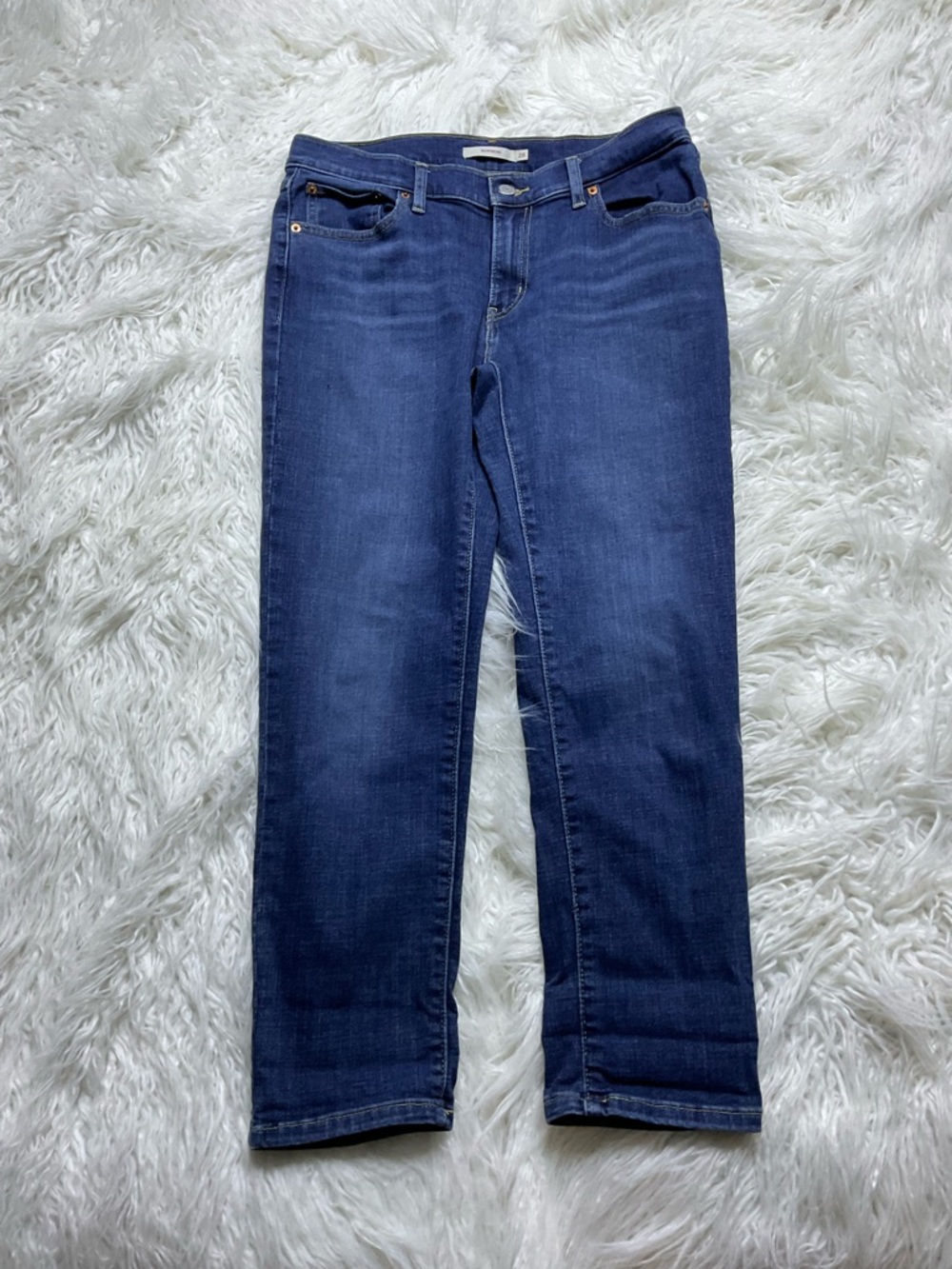 Levi's Boyfriend Jeans in Maui‎ Views